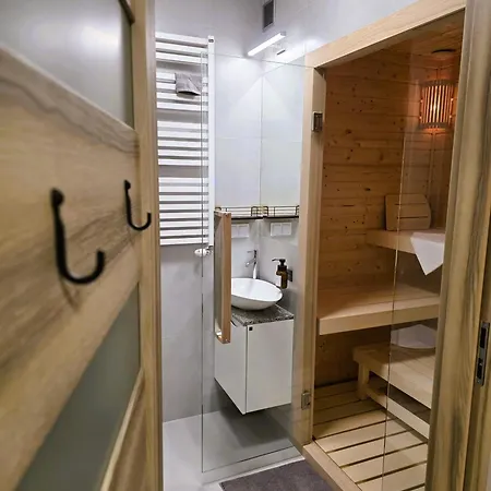 81 Degrees - Hot - Goraca Kwatera W Centrum Gliwic Z Prywatna Sauna *