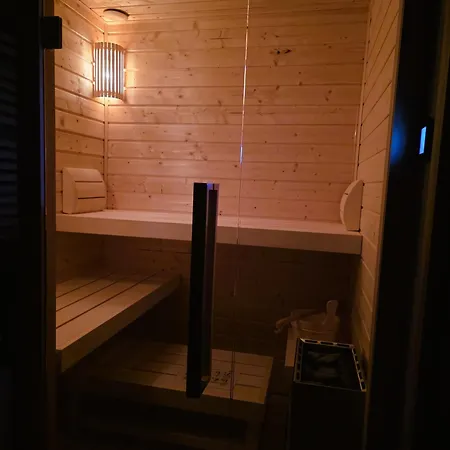 81 Degrees - Hot - Goraca Kwatera W Centrum Gliwic Z Prywatna Sauna *