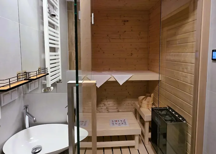 81 Degrees - Hot - Goraca Kwatera W Centrum Gliwic Z Prywatna Sauna Gliwice