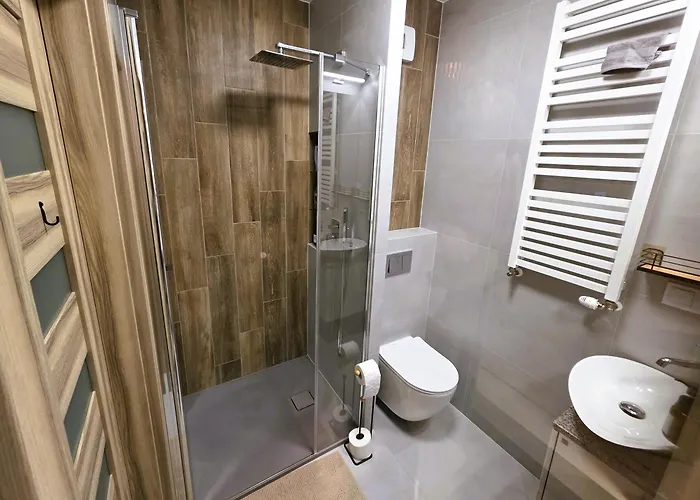 81 Degrees - Hot - Goraca Kwatera W Centrum Gliwic Z Prywatna Sauna