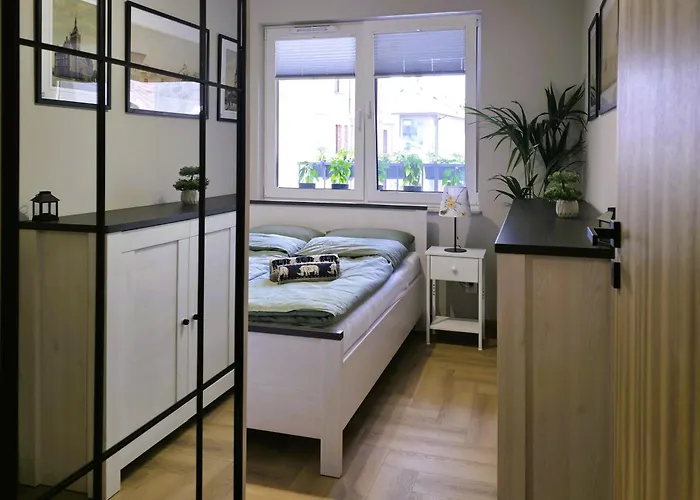 81 Degrees - Hot - Goraca Kwatera W Centrum Gliwic Z Prywatna Sauna Apartment