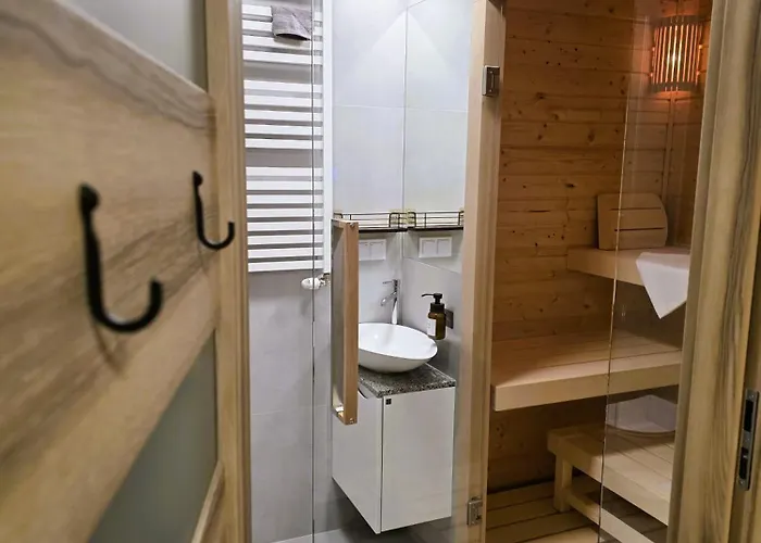 81 Degrees - Hot - Goraca Kwatera W Centrum Gliwic Z Prywatna Sauna *