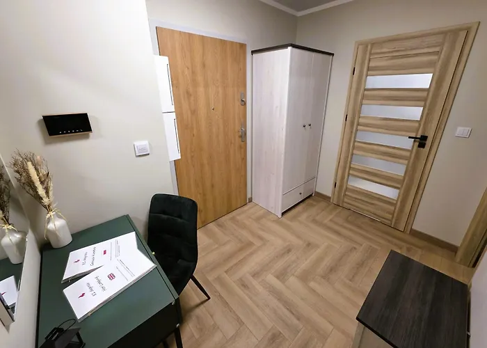 81 Degrees - Hot - Goraca Kwatera W Centrum Gliwic Z Prywatna Sauna Apartment